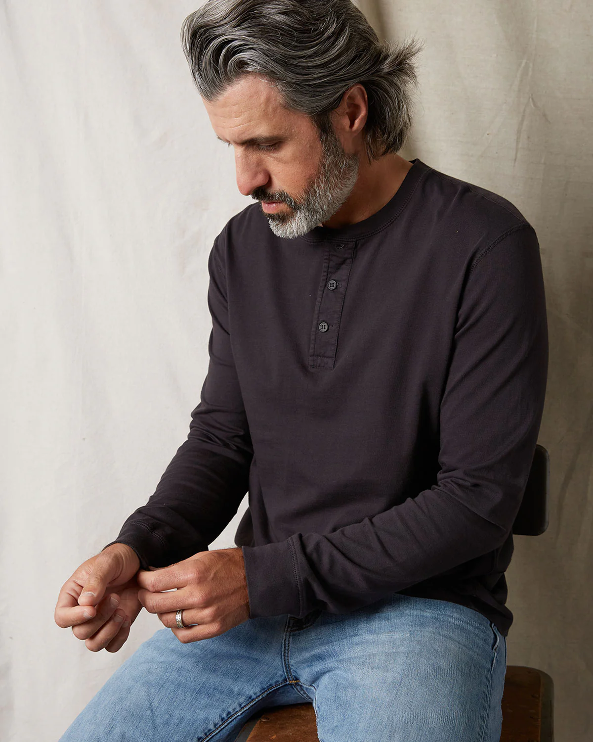 Perfect Henley - Image 5